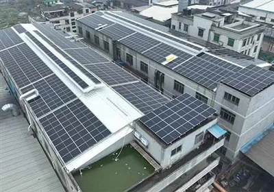 Indie rekordní solární kapacita 10 GW přidána v Q1 2024
