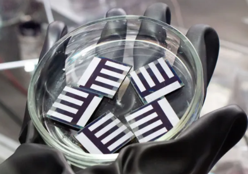 Výzkumníci vytvářejí nanočásticovou pastu, aby maximalizovali účinnost solárn...